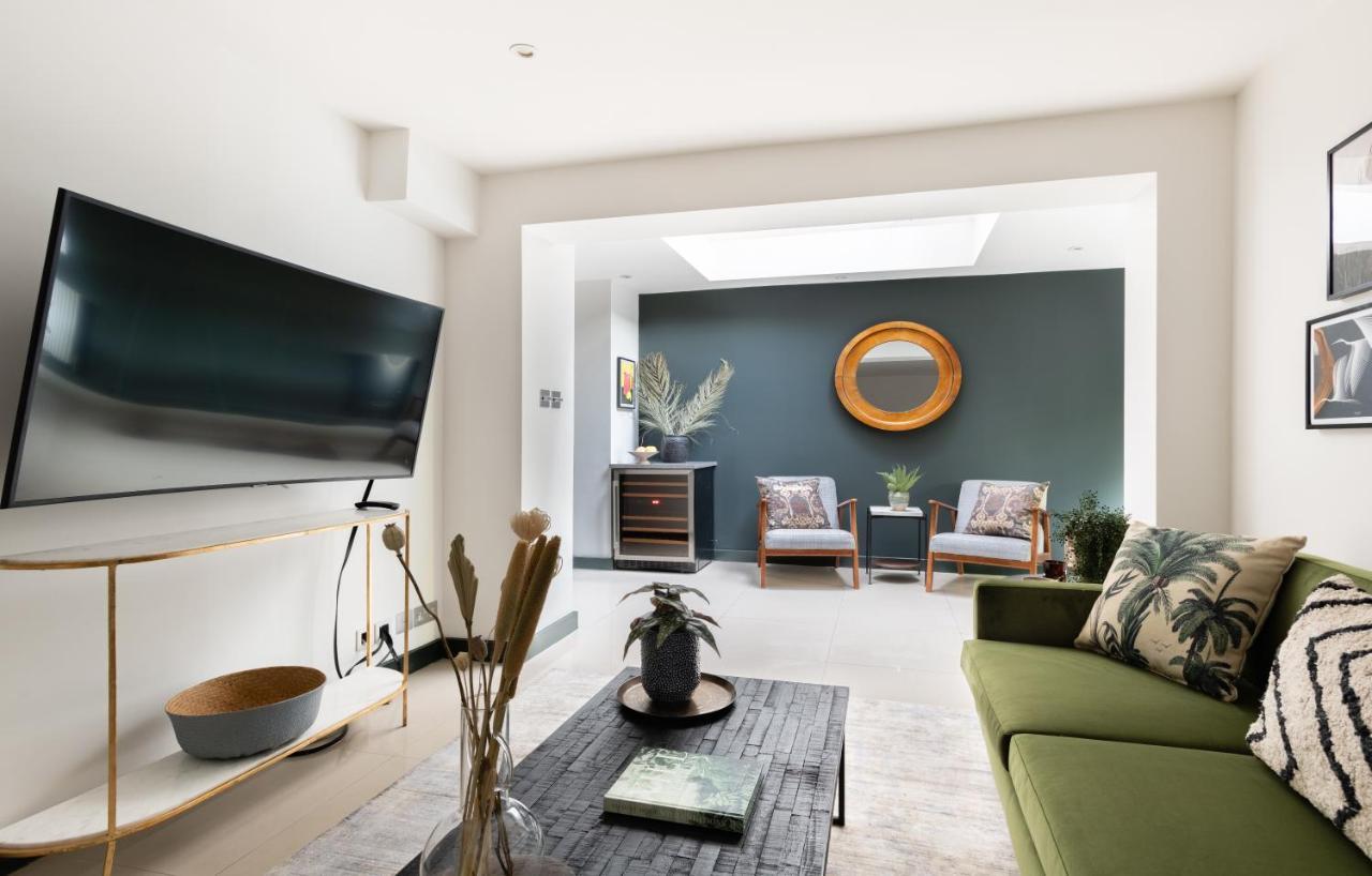 The Heart Of Shepherds Bush - Modern 2Bdr Apartment With Garden London Kültér fotó
