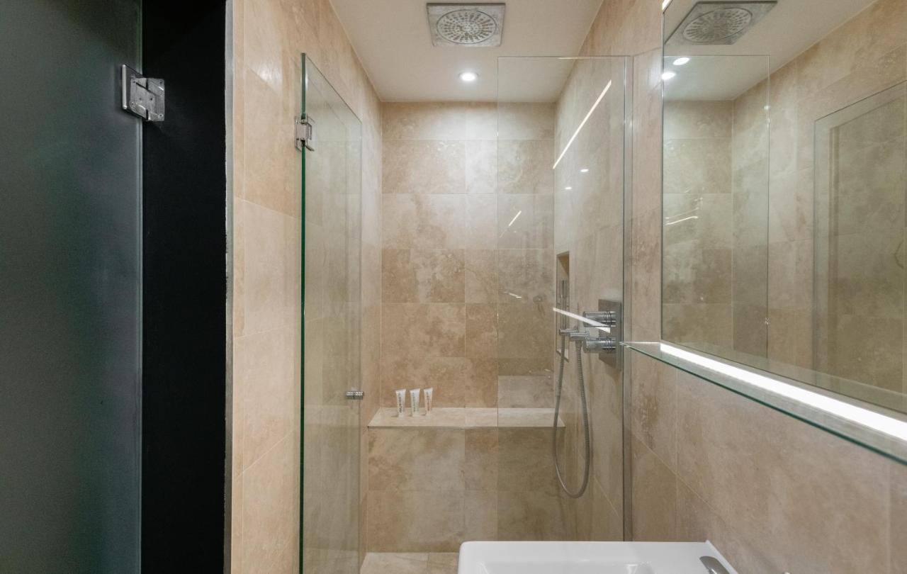 The Heart Of Shepherds Bush - Modern 2Bdr Apartment With Garden London Kültér fotó